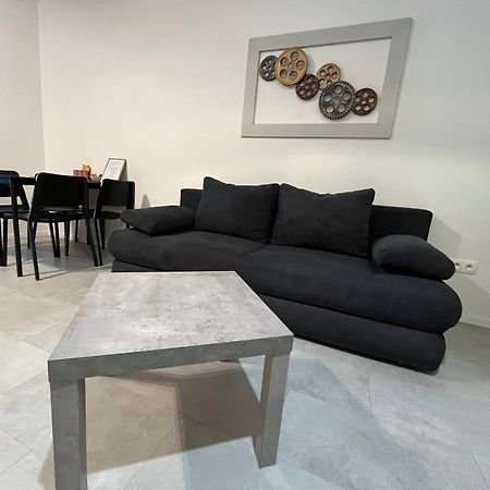 Deluxe Apartment Trenčín Buitenkant foto