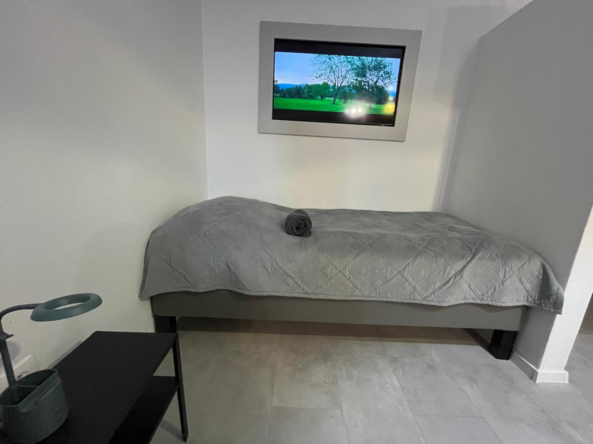 Deluxe Apartment Trenčín Buitenkant foto